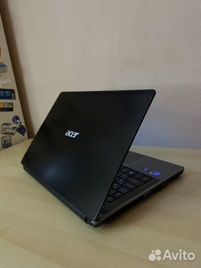 Игровой ультрабук Acer на i5/HD5000/4 гб озу