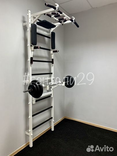 Шведская стенка с турником и штангой