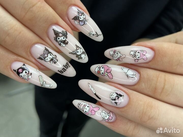 Наращивание ногтей в студии