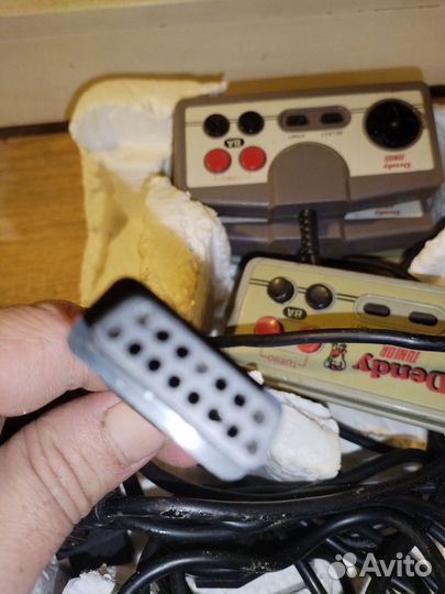 Игровая приставка лифа