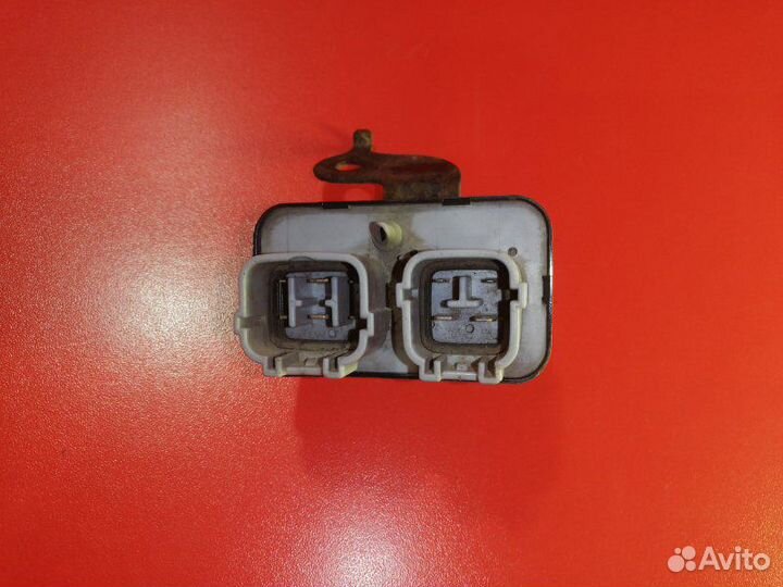 Реле ABS Toyota Land Cruiser Prado KZJ95 1KZT