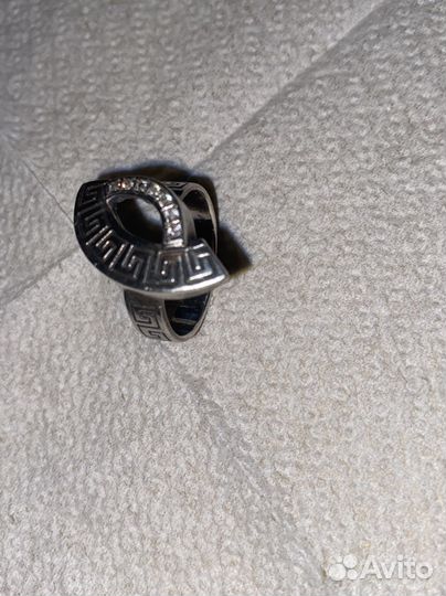 Женское серебряное кольцо Versace