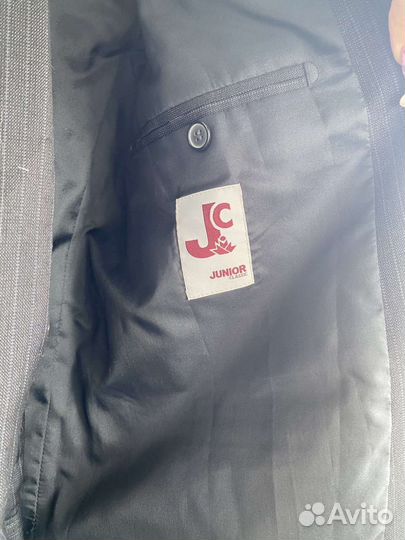 Школьный костюм