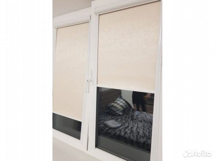 Рулонные кассетные шторы блекаут D922