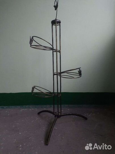 Продам подставку под цветы