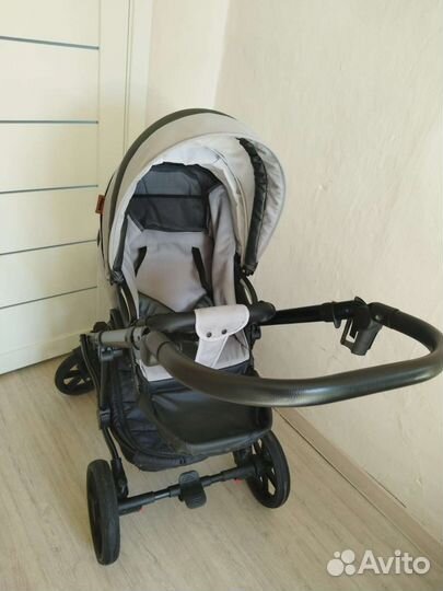 Коляска 2 в 1 Pituso Comfort