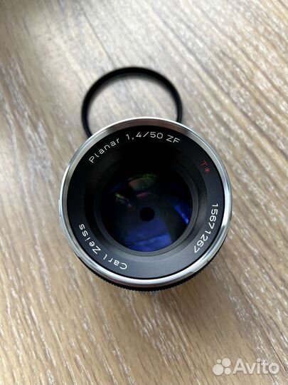 Объектив Carl Zeiss Planar 1.4/50 ZF