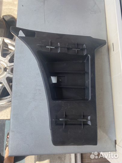 Кронштейн переднего бампера правый на daewoo nexia