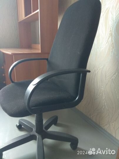 Крутое компьютерное кресло