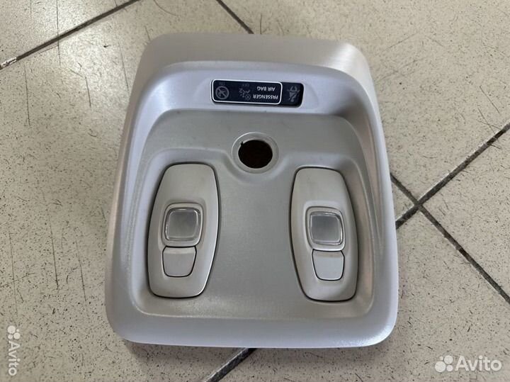 Плафон салона Рено Клио 4 Renault Clio 4