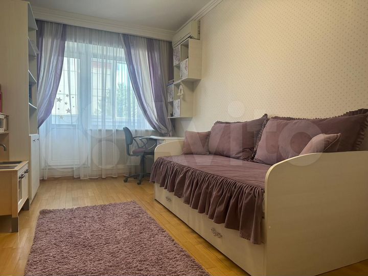 3-к. квартира, 94,8 м², 1/4 эт.