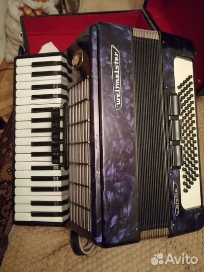 Аккордион 65 года