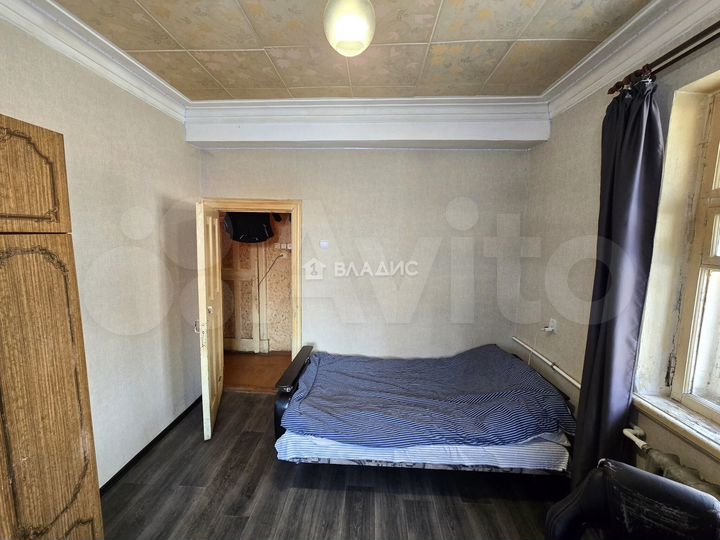 2-к. квартира, 52 м², 1/3 эт.