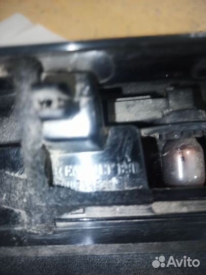 Стоп сигнал Рено Сандеро