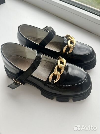 Туфли детские для девочки 35 на брони