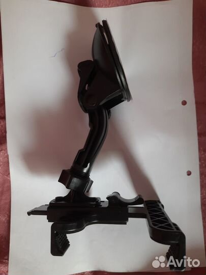 Держатель для планшета в автомобиль