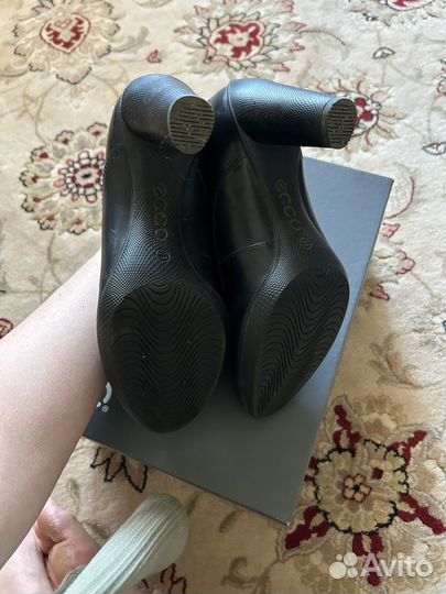 Ботильоны ecco натуральная кожа 36