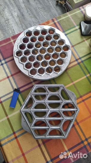 Формы для лепки пельменей и варенников СССР