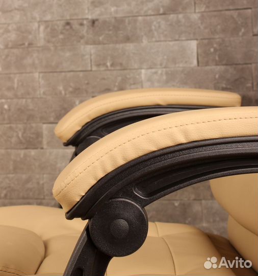 Компьютерное игровое кресло геймерское с массажем