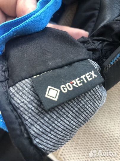 Детские горнолыжные перчатки с gore-tex на 9-10 ле