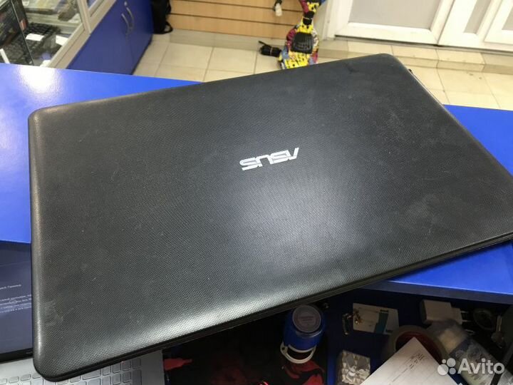 Ноутбук asus