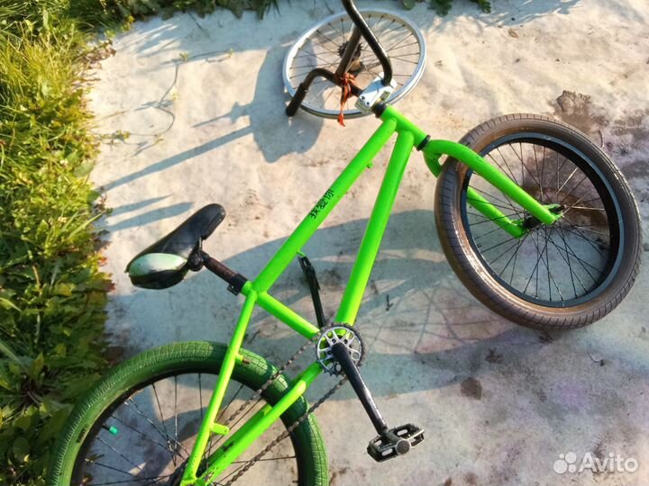 Велосипед BMX