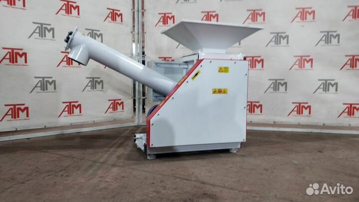 Зернодробилка вальцовая в наличии