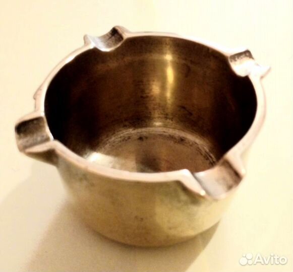 Старая пепельница