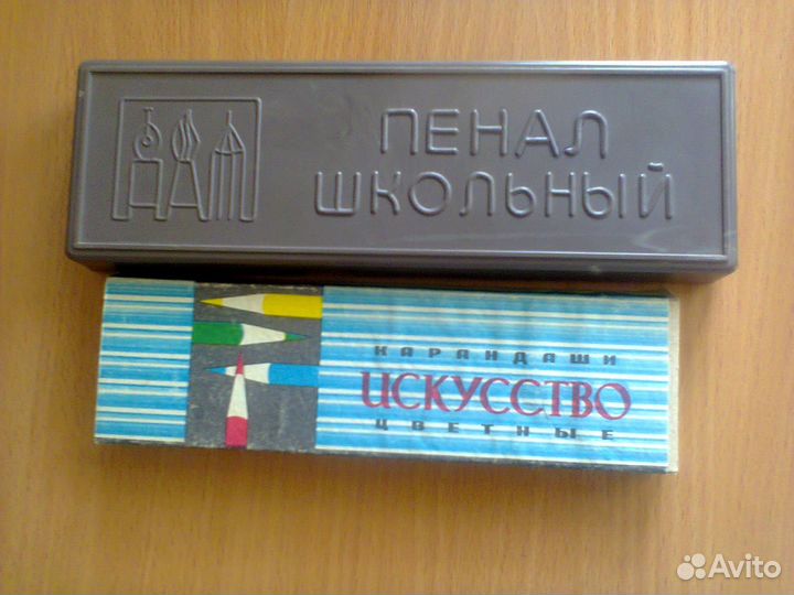 Пенал и карандаши СССР
