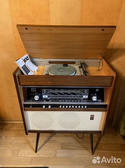Радиола Ригонда 102