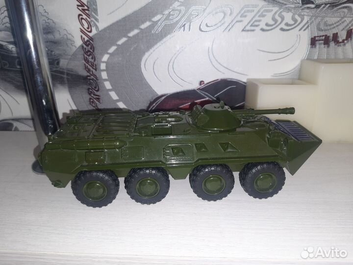 Машинки военные