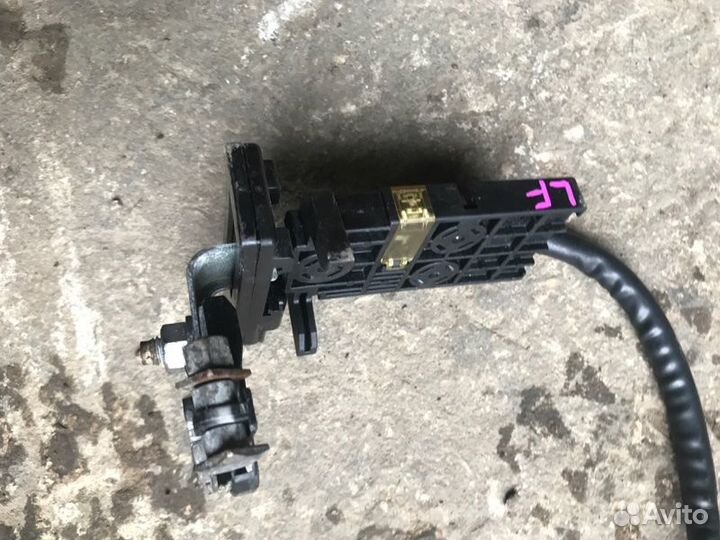 Клемма аккумулятора Mazda 6 ggep LF