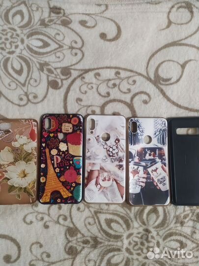 Чехол на телефон