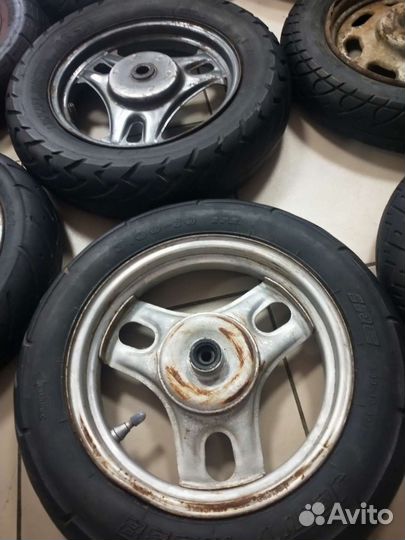 Колесо на скутер 10