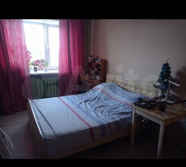 Комната 18 м² в 8-к., 4/5 эт.