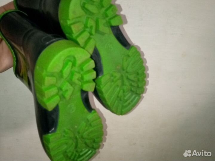 Резиновые сапоги