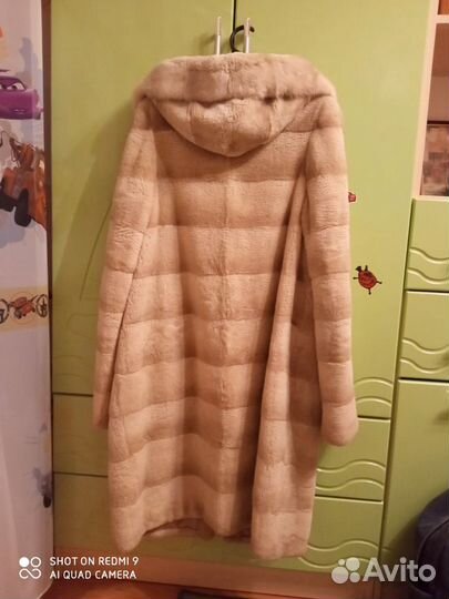 Шуба из бобрика