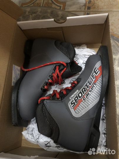 Лыжные ботинки