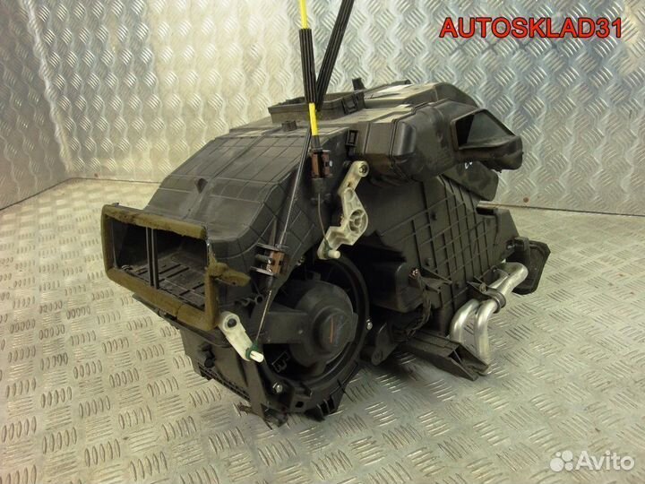 Корпус отопителя Mitsubishi Colt Z3 MR568920