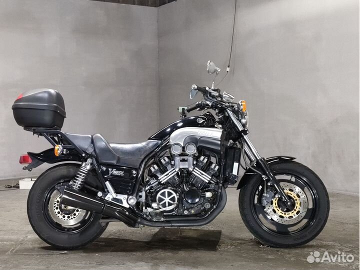 Yamaha V-Max 1200