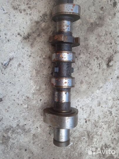 Распредвал Toyota Crown