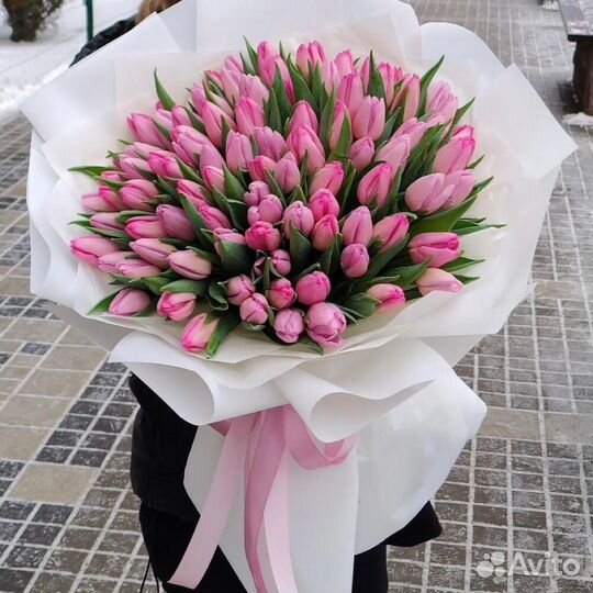 Букет из 101 розового тюльпана