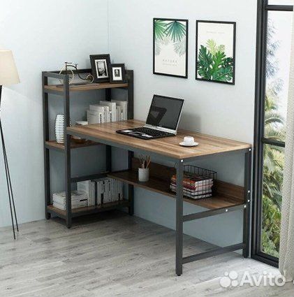 Компьютерный стол в стиле лофт