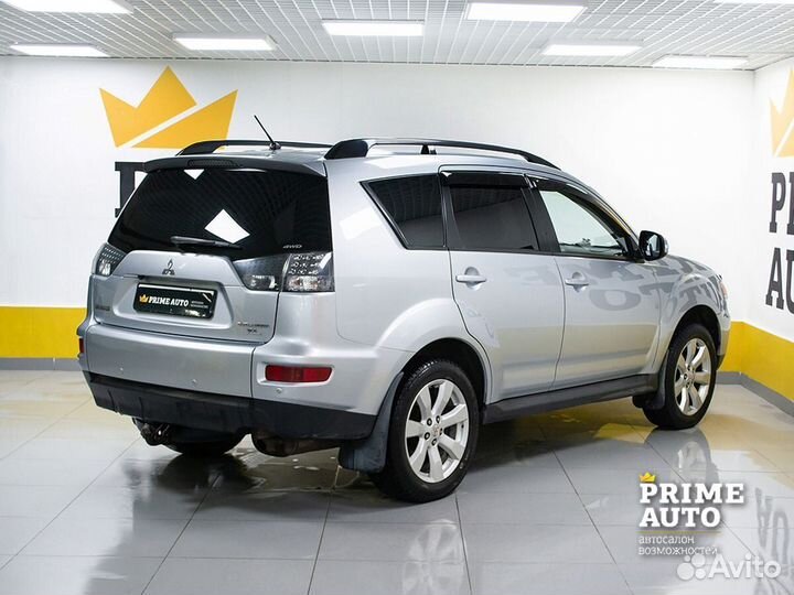 Mitsubishi Outlander 2.4 CVT, 2011, 228 102 км