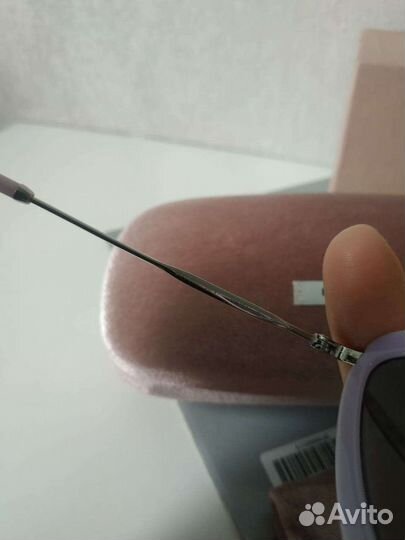 Солнцезащитные очки Miu Miu