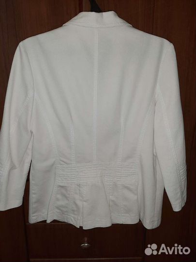 Пиджак женский 46-48 размер