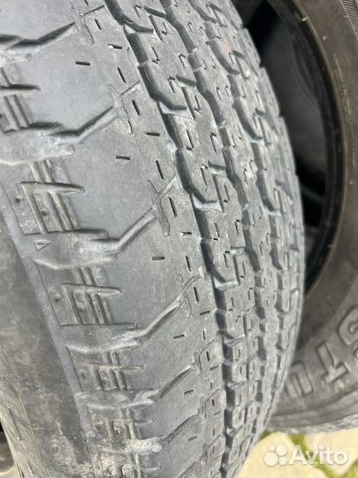 Bridgestone Dueler H/T 265/65 R17