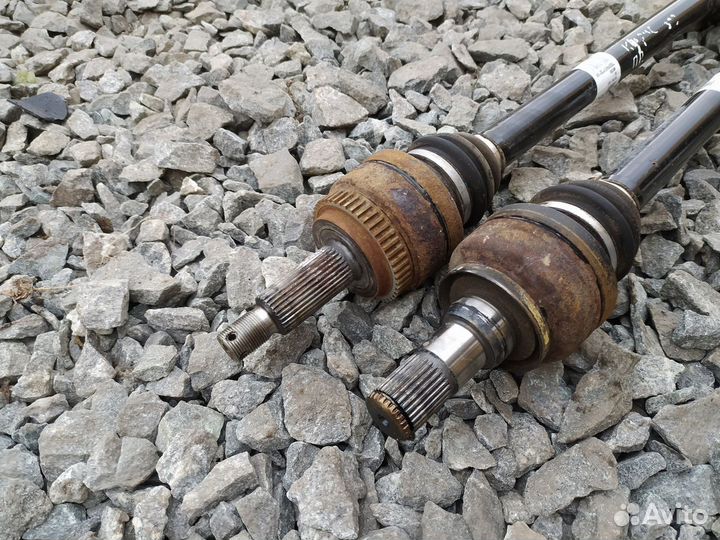 Полуось (привод в сборе) Kia Quoris I рестайлинг