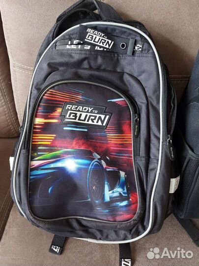 Рюкзак школьный