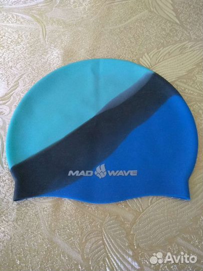 Детская шапочка для плавания фирмы MAD wave